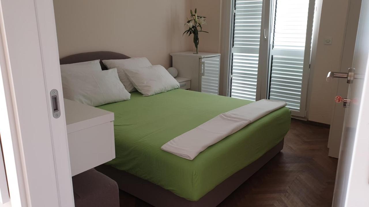 Apartments And Rooms With Parking Space Hvar - 15378 Hvar Town Exterior photo